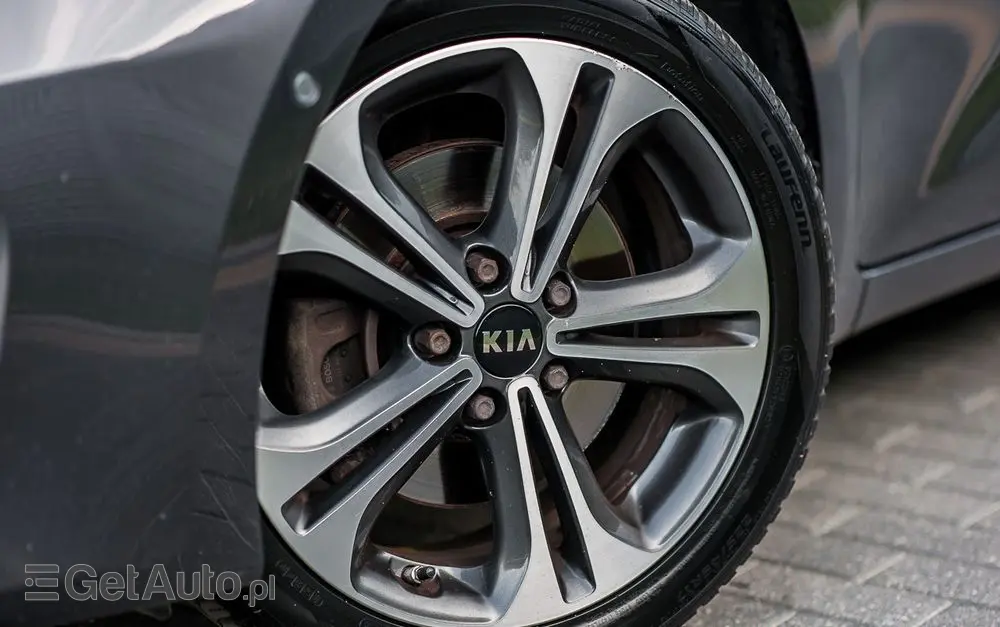 KIA Ceed 1.6 CRDi 136 ISG Platinum Edition