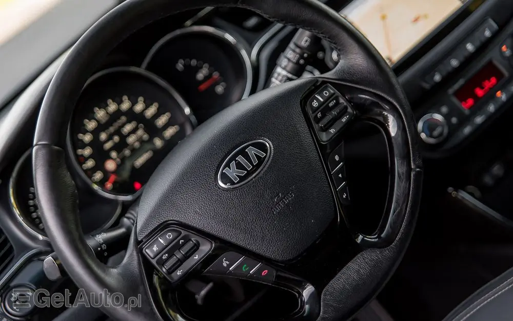 KIA Ceed 1.6 CRDi 136 ISG Platinum Edition