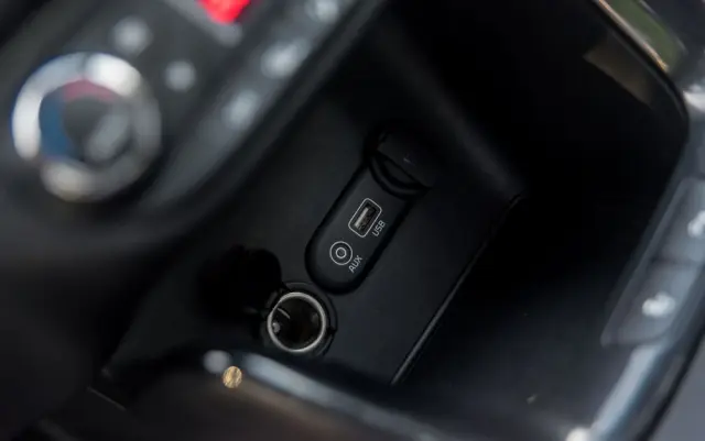 KIA Ceed 1.6 CRDi 136 ISG Platinum Edition