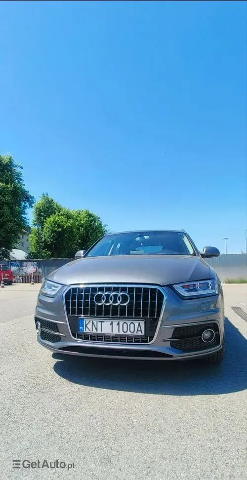 AUDI Q3 