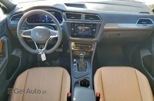 VOLKSWAGEN Taigun 