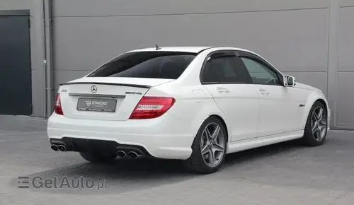 MERCEDES-BENZ Klasa C 63 AMG  
