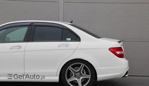 MERCEDES-BENZ Klasa C 63 AMG  