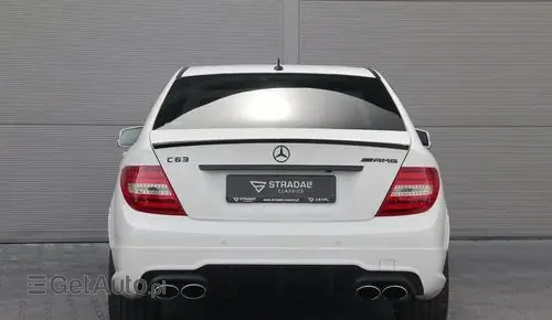 MERCEDES-BENZ Klasa C 63 AMG  