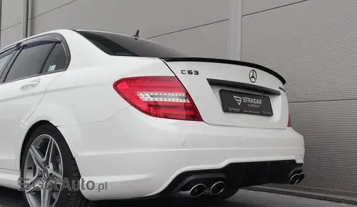 MERCEDES-BENZ Klasa C 63 AMG  
