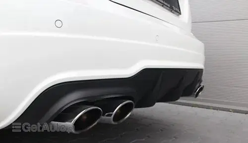 MERCEDES-BENZ Klasa C 63 AMG  