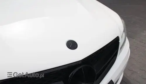 MERCEDES-BENZ Klasa C 63 AMG  