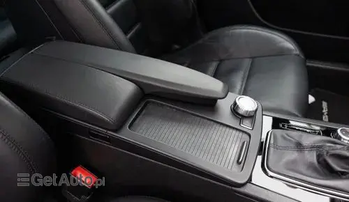 MERCEDES-BENZ Klasa C 63 AMG  