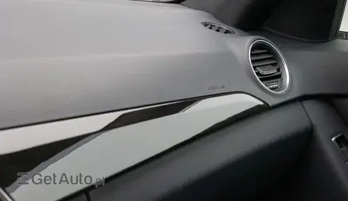 MERCEDES-BENZ Klasa C 63 AMG  