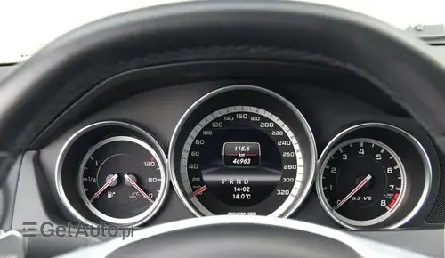 MERCEDES-BENZ Klasa C 63 AMG  