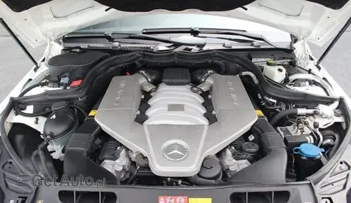 MERCEDES-BENZ Klasa C 63 AMG  