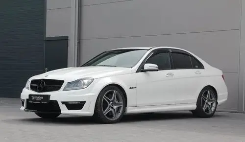 MERCEDES-BENZ Klasa C 63 AMG  