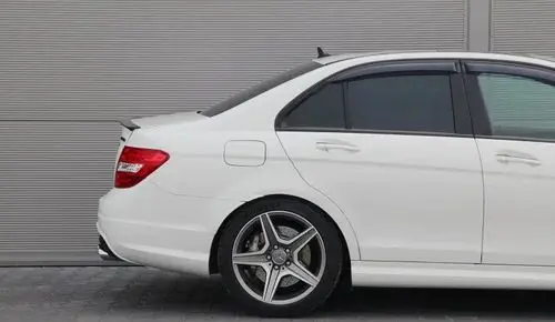 MERCEDES-BENZ Klasa C 63 AMG  