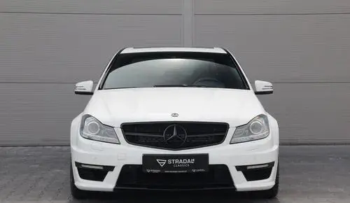 MERCEDES-BENZ Klasa C 63 AMG  