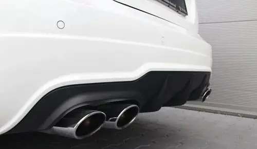 MERCEDES-BENZ Klasa C 63 AMG  