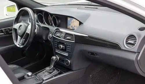 MERCEDES-BENZ Klasa C 63 AMG  