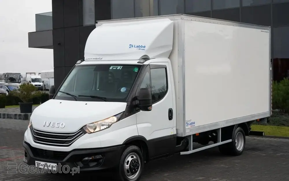 IVECO DAILY 35-160 / KONTENER 4,3 M / WINDA / BLIŹNIAK   DMC: 3500 KG /  2022 