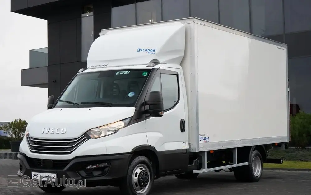 IVECO DAILY 35-160 / KONTENER 4,3 M / WINDA / BLIŹNIAK   DMC: 3500 KG /  2022 