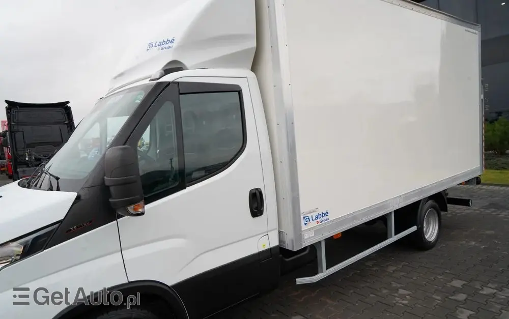 IVECO DAILY 35-160 / KONTENER 4,3 M / WINDA / BLIŹNIAK   DMC: 3500 KG /  2022 