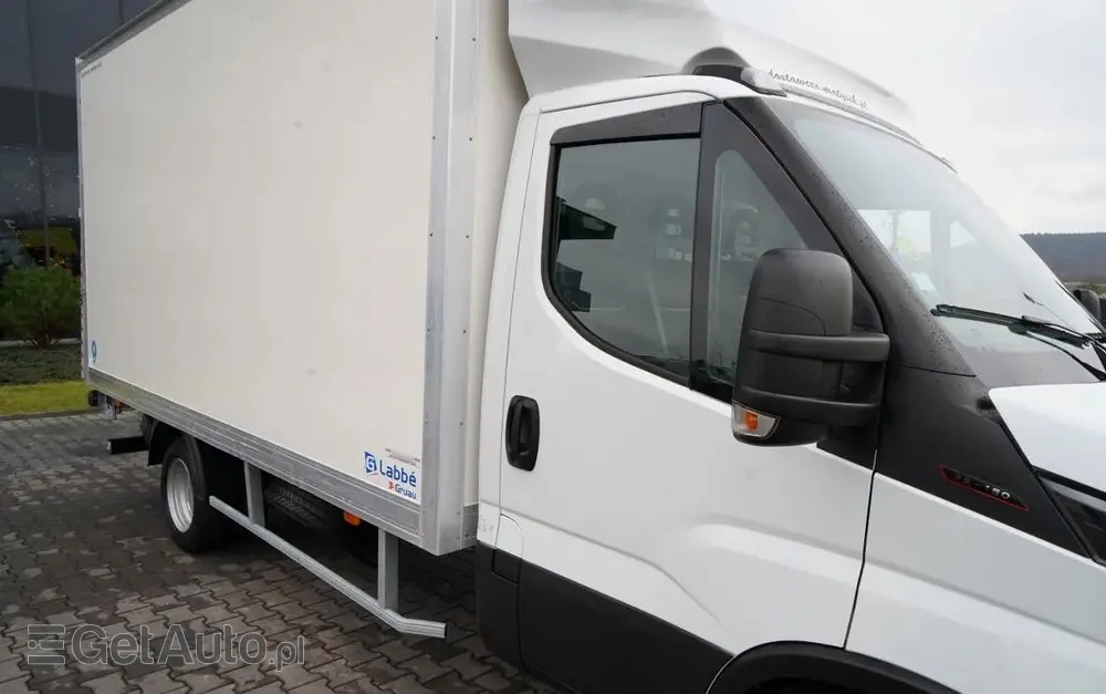 IVECO DAILY 35-160 / KONTENER 4,3 M / WINDA / BLIŹNIAK   DMC: 3500 KG /  2022 