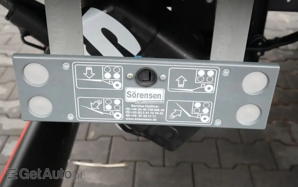 IVECO DAILY 35-160 / KONTENER 4,3 M / WINDA / BLIŹNIAK   DMC: 3500 KG /  2022 