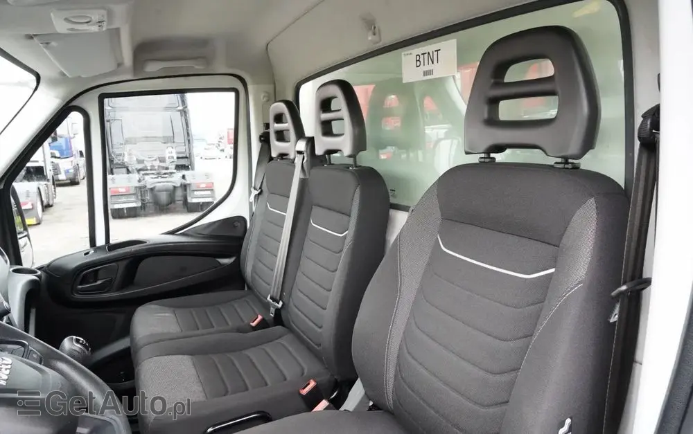 IVECO DAILY 35-160 / KONTENER 4,3 M / WINDA / BLIŹNIAK   DMC: 3500 KG /  2022 