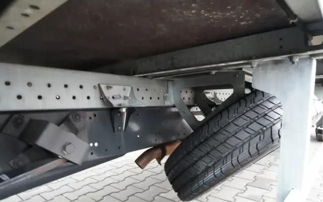 IVECO DAILY 35-160 / KONTENER 4,3 M / WINDA / BLIŹNIAK   DMC: 3500 KG /  2022 