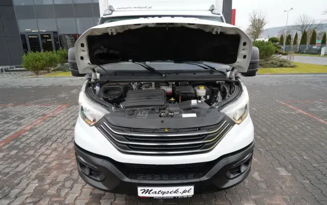IVECO DAILY 35-160 / KONTENER 4,3 M / WINDA / BLIŹNIAK   DMC: 3500 KG /  2022 