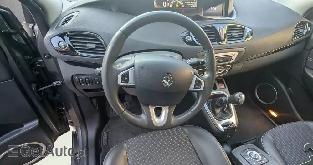 RENAULT Scenic 