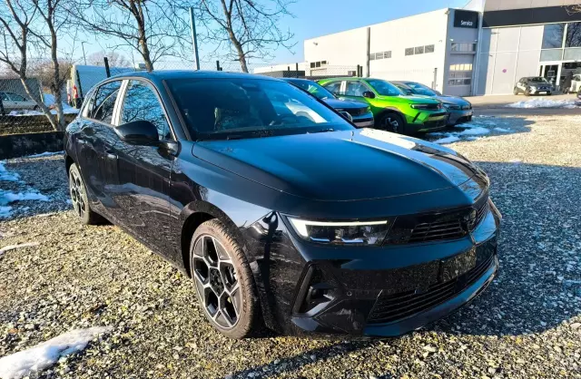 OPEL Astra 1.2 Turbo (130 KM) Automatic