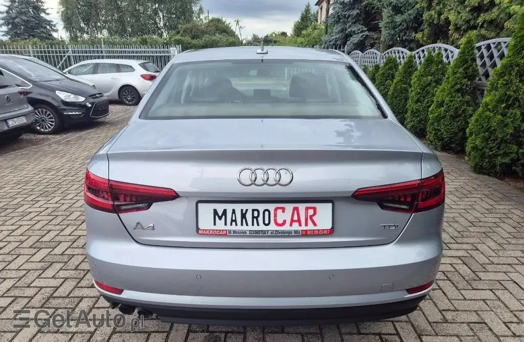 AUDI A4 