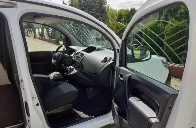 RENAULT Kangoo 