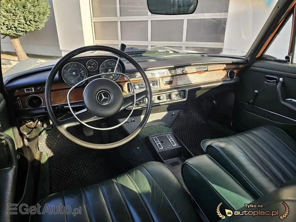 MERCEDES-BENZ 200 2.3 