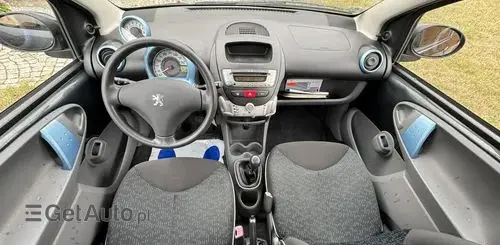 PEUGEOT 107 
