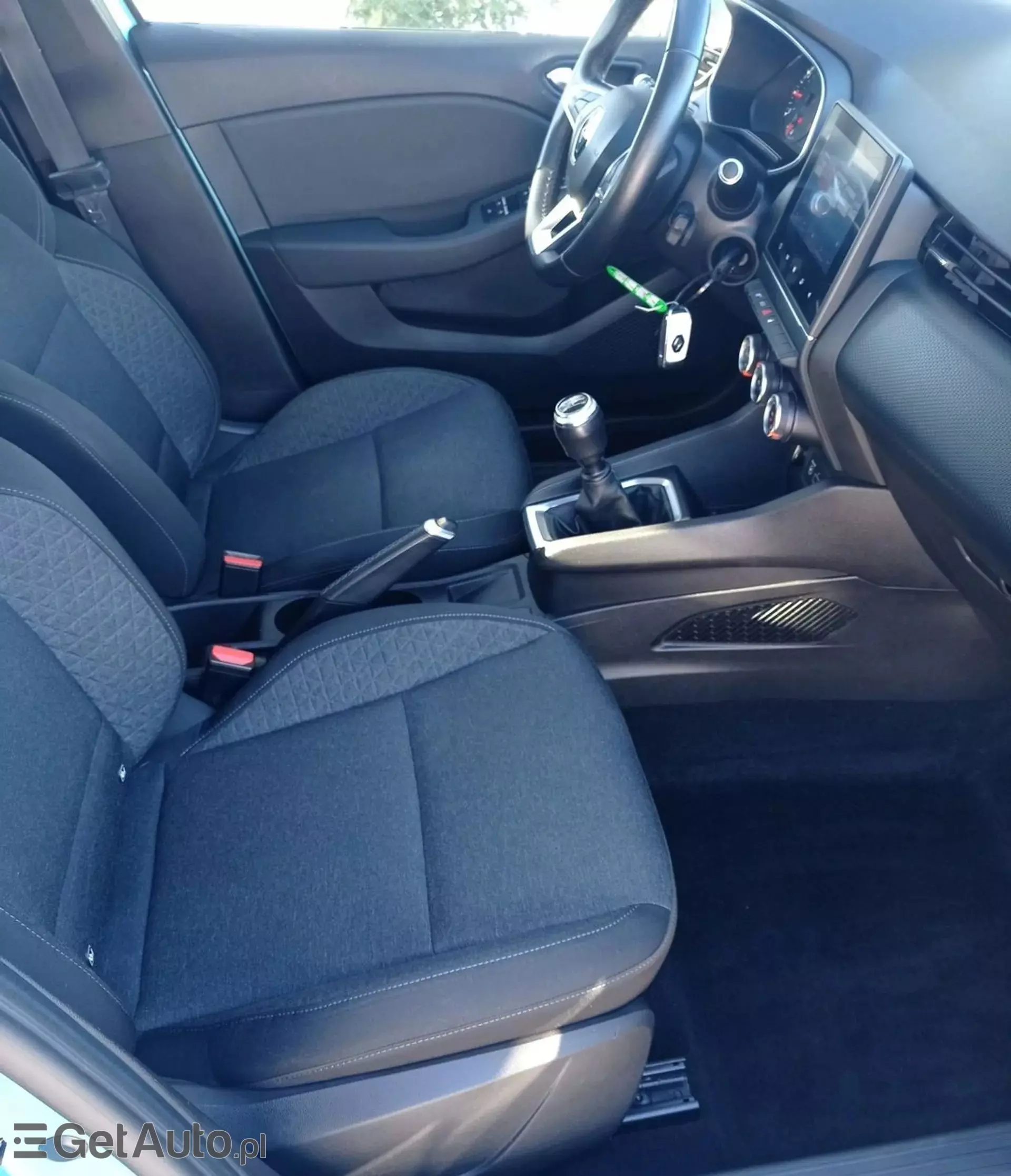 RENAULT Clio 1.0 TCe (100 KM)