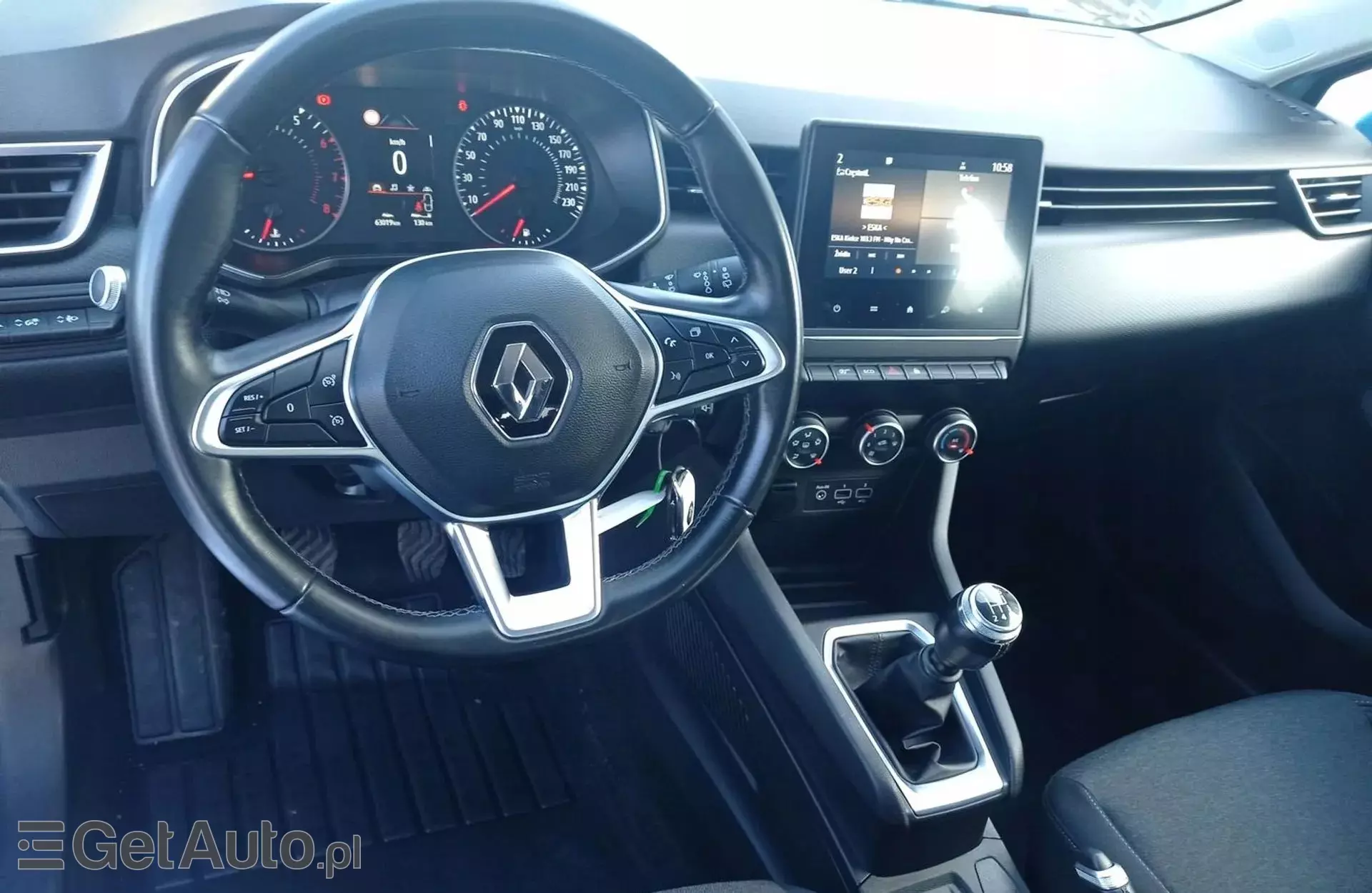 RENAULT Clio 1.0 TCe (100 KM)