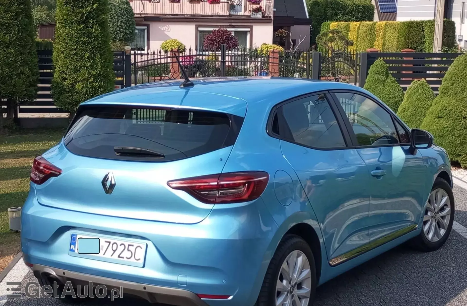 RENAULT Clio 1.0 TCe (100 KM)