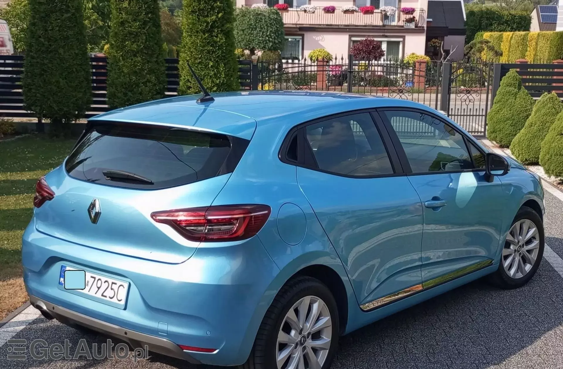 RENAULT Clio 1.0 TCe (100 KM)