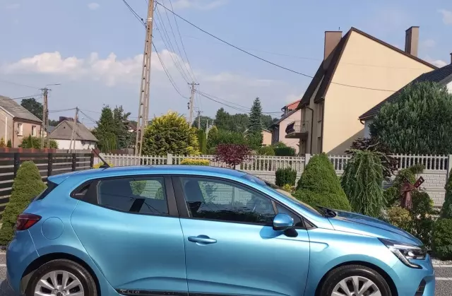 RENAULT Clio 1.0 TCe (100 KM)