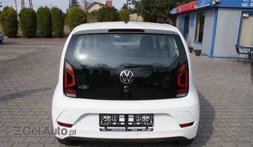 VOLKSWAGEN Up! 