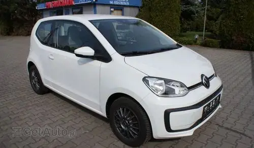 VOLKSWAGEN Up! 