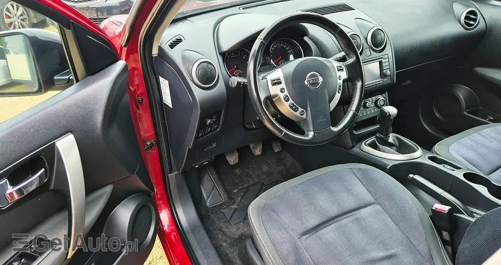 NISSAN Qashqai+2 1.6 Tekna