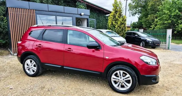NISSAN Qashqai+2 1.6 Tekna