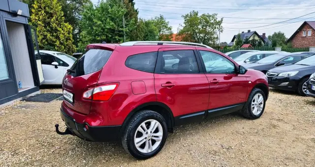 NISSAN Qashqai+2 1.6 Tekna