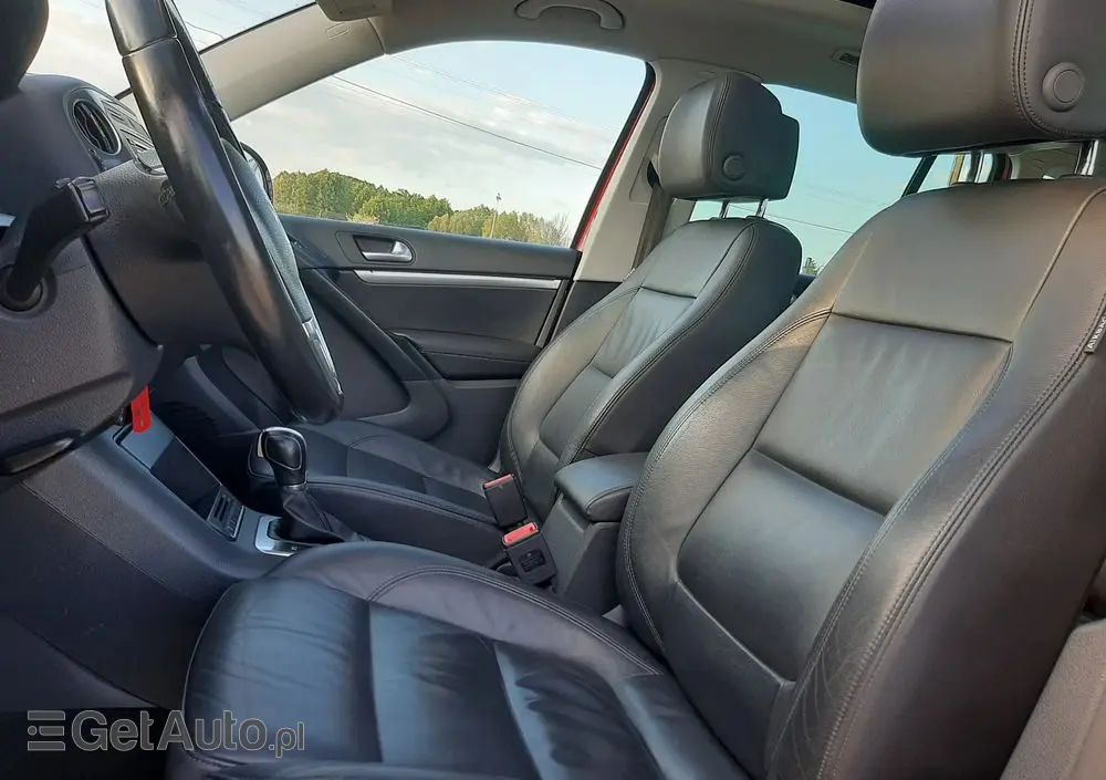 VOLKSWAGEN Tiguan 2.0 TDI DPF 4Motion BlueMotion Technology DSG Exclusive