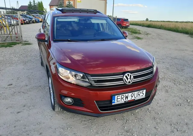 VOLKSWAGEN Tiguan 2.0 TDI DPF 4Motion BlueMotion Technology DSG Exclusive