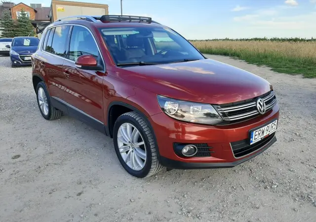 VOLKSWAGEN Tiguan 2.0 TDI DPF 4Motion BlueMotion Technology DSG Exclusive