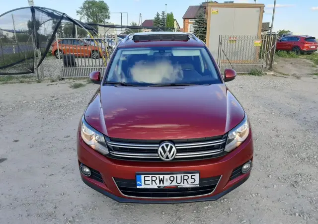 VOLKSWAGEN Tiguan 2.0 TDI DPF 4Motion BlueMotion Technology DSG Exclusive