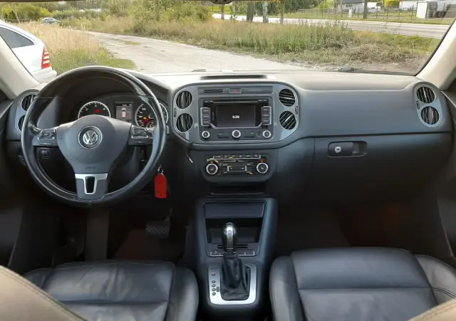 VOLKSWAGEN Tiguan 2.0 TDI DPF 4Motion BlueMotion Technology DSG Exclusive