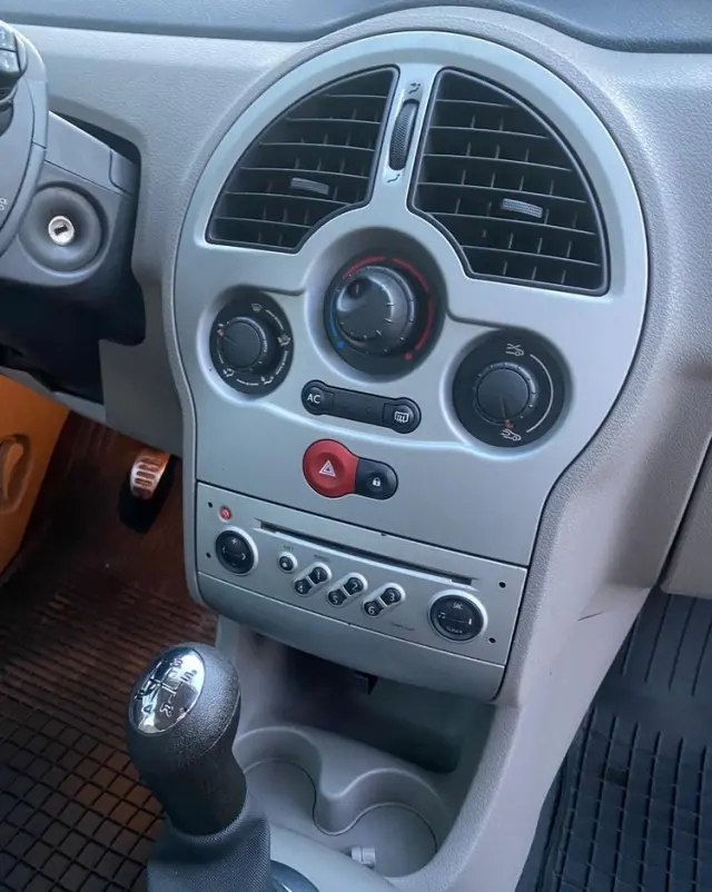 RENAULT Modus 1.6 16V Cite